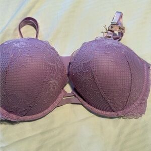 Victoria's Secret Lilac Lace Bra